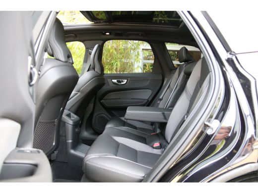 Volvo  XC60 2.0 T6 Plug-in hybrid AWD Plus Dark | Harman/Kardon | Panoramadak | 360 Camera | Pilot Assist | 2... ActivLease financial lease