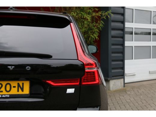 Volvo  XC60 2.0 T6 Plug-in hybrid AWD R-Design | Long Range! | Panoramadak | Memory seat | Keyless | Camera ActivLease financial lease