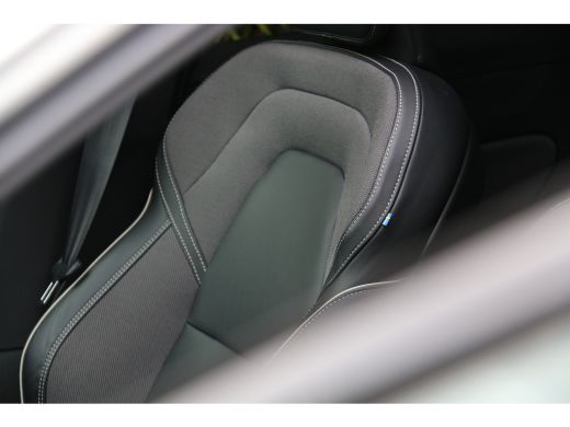 Volvo  XC60 2.0 T6 Plug-in hybrid AWD R-Design | Panoramadak | 360 Camera | Memory Seats | Pilot Assist | 21"... ActivLease financial lease