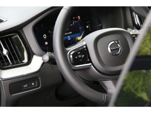 Volvo  XC60 2.0 T6 Plug-in hybrid AWD Ultra Dark | Luchtvering | Bowers&Wilkins | Trekhaak | 360 Camera | Pil... ActivLease financial lease