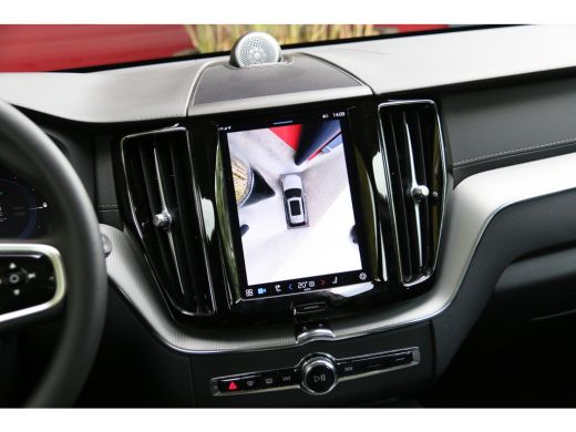 Volvo  XC60 2.0 T6 Plug-in hybrid AWD Ultra Dark | Luchtvering | Bowers&Wilkins | Trekhaak | 360 Camera | Pil... ActivLease financial lease