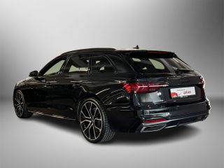 Audi A4 Avant 35 TFSI 150PK S edition Competition / MMI navigatie plus / Optiekpakket zwart / Stoelverwar...