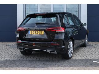 Mercedes B-Klasse 250 e AMG Line | Cruise Control | Stoelverwarming | Camera | Elektr. klep | Memory | Navi | Keyle...