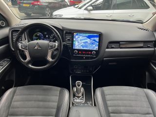 Mitsubishi Outlander 2.4 PHEV 4WD Intense+/EV/Schuifdak/Trekhaak/360Cam/Led/Carplay/18"