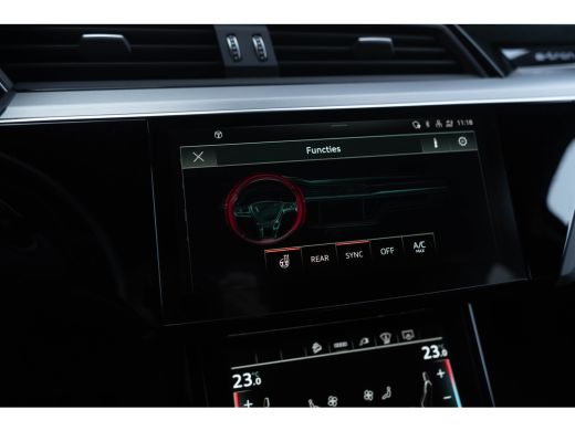Audi e-tron S Quattro 371kW / Luchtvering/ Standkachel/ Adaptive Cruise Control/ Trekhaak/ Panoramadak/ 371kW... ActivLease financial lease