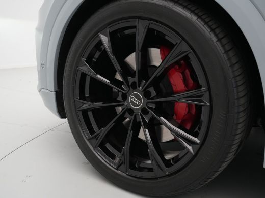 Audi Q8 55 TFSI e 380pk quattro Pro Line S-Line Navigatie Luchtvering Stoelmemory Bang & Olufsen 83 ActivLease financial lease