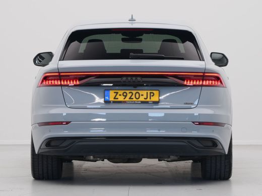 Audi Q8 55 TFSI e 380pk quattro Pro Line S-Line Navigatie Luchtvering Stoelmemory Bang & Olufsen 83 ActivLease financial lease