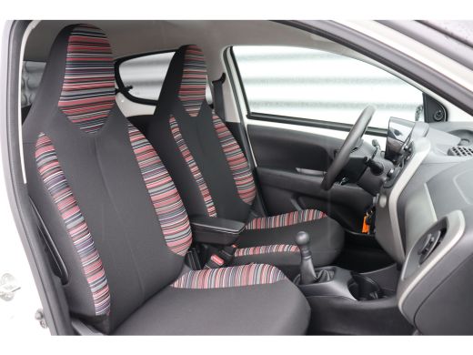 Citroën C1 1.0 VTI 70PK 5-DRS FEEL / AIRCO / LED / BLUETOOTH / PACK PREMIUM / 1E EIGENAAR !! ActivLease financial lease