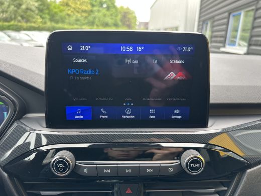 Ford Kuga 2.5 225PK PHEV ST-Line | STOEL-, STUUR-, VOORRUIT- EN ACHTERBANK VERWARMING| NAVIGATIE| CAMERA| P... ActivLease financial lease