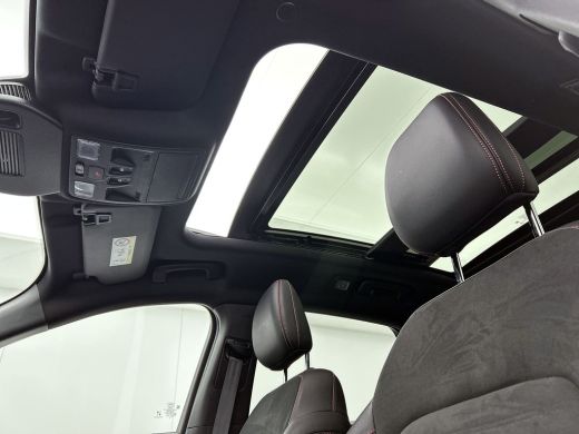 Ford Kuga 2.5 PHEV ST-Line X | 19 Inch | Pano-dak | Wegklap Trekhaak | Style Pack | Head-Up Display | Full ... ActivLease financial lease