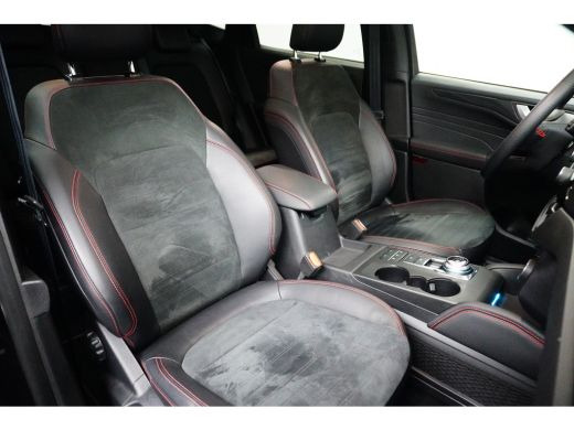 Ford Kuga 2.5 PHEV ST-Line X | Panoramadak | B&O | HUD | Winterpack ActivLease financial lease