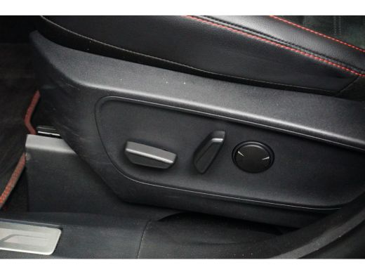 Ford Kuga 2.5 PHEV ST-Line X | Panoramadak | B&O | HUD | Winterpack ActivLease financial lease