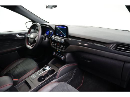 Ford Kuga 2.5 PHEV ST-Line X | Panoramadak | B&O | HUD | Winterpack ActivLease financial lease