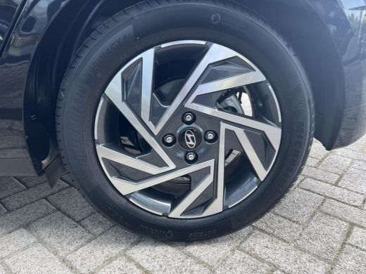 Hyundai i20 1.0 T-GDI Comfort Smart | Navigatie | Cruise Control | Rijklaarprijs! | ActivLease financial lease