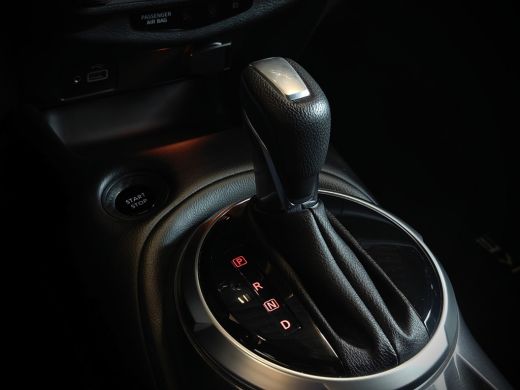 Nissan Juke 1.6 Hybrid N-Connecta NAVI CARPLAY | CAMERA FABRIEKSGARANTIE 6/26 ActivLease financial lease