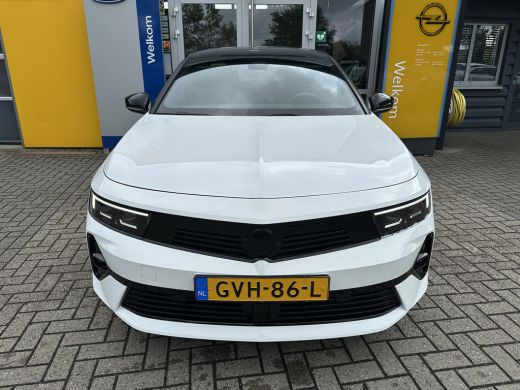 Opel Astra 1.2 Turbo 136PK Hybrid Ultimate | STOEL-, STUUR- EN VOORRUITVERWARMING| NAVIGATIE| CAMERA| PARKEE... ActivLease financial lease