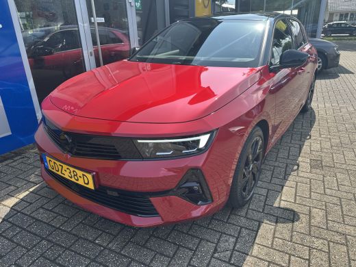 Opel Astra 1.6 180PK PLUG-IN HYBRID ULTIMATE | NAVIGATIE| CAMERA| ADAPTIEVE CRUISE CONTROL| INTELLILUX LED K... ActivLease financial lease
