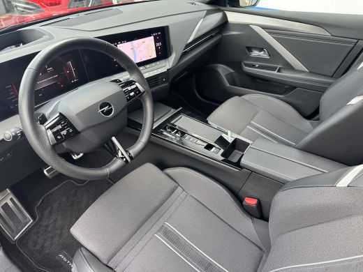 Opel Astra 1.6 180PK PLUG-IN HYBRID ULTIMATE | NAVIGATIE| CAMERA| ADAPTIEVE CRUISE CONTROL| INTELLILUX LED K... ActivLease financial lease