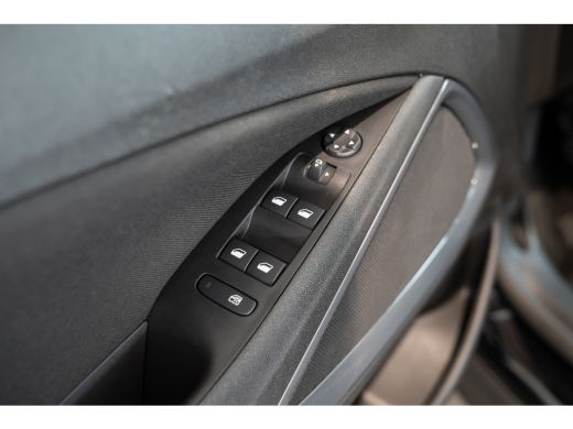 Opel Crossland 1.2 Turbo 110PK Elegance | Panoramadak | Camera | Parkeersensoren | Climate Controle | Navigatie ... ActivLease financial lease