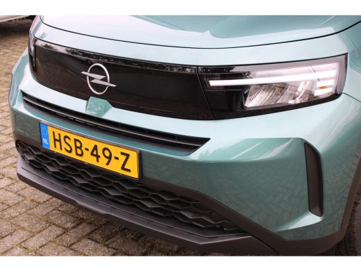 Opel Frontera 1.2 Turbo Hybrid Edition / Navigatie / Camera / Stuur -en Stoelverwamd / Parkeersensoren / Verwar... ActivLease financial lease