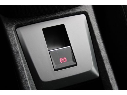 Opel Frontera 1.2 Turbo Hybrid Edition / Navigatie / Camera / Stuur -en Stoelverwamd / Parkeersensoren / Verwar... ActivLease financial lease