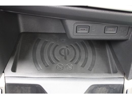 Opel Frontera 1.2 Turbo Hybrid Edition / Navigatie / Camera / Stuur -en Stoelverwamd / Parkeersensoren / Verwar... ActivLease financial lease
