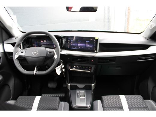 Opel Frontera 1.2 Turbo Hybrid Edition / Navigatie / Camera / Stuur -en Stoelverwamd / Parkeersensoren / Verwar... ActivLease financial lease