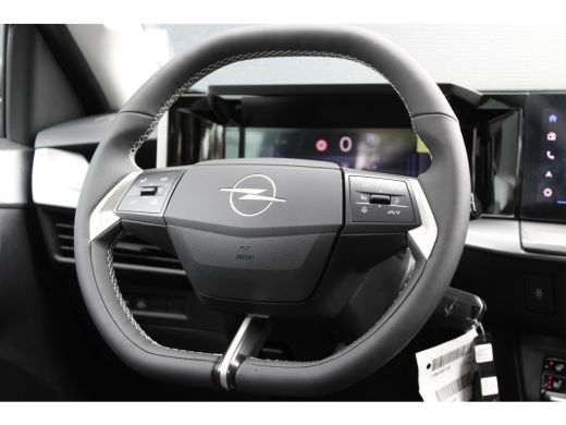 Opel Frontera 1.2 Turbo Hybrid Edition / Navigatie / Camera / Stuur -en Stoelverwamd / Parkeersensoren / Verwar... ActivLease financial lease
