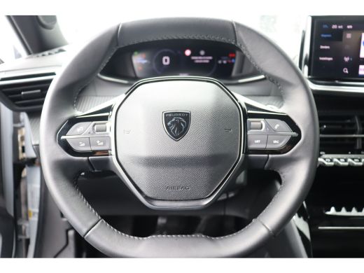 Peugeot 2008 1.2 PURETECH 100PK ALLURE / NAVI / LEDER / CLIMA / LED / PDC / 17' LMV / CAMERA / BLUETOOTH / CRU... ActivLease financial lease