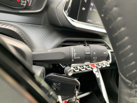 Peugeot 2008 1.2 PureTech Active Pack Airco | Camera | Cruise Control | Navigatie | PDC Achter | ActivLease financial lease