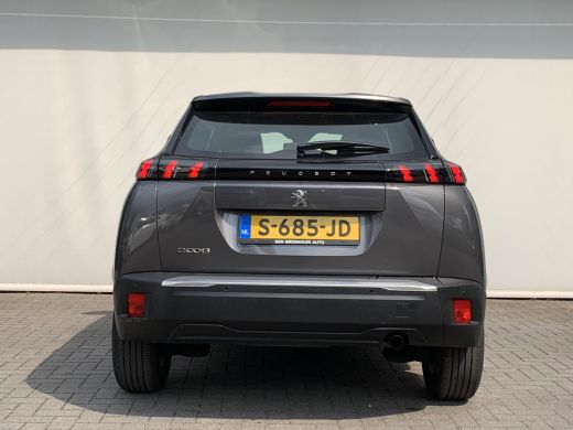 Peugeot 2008 1.2 PureTech Active Pack Airco | Camera | Cruise Control | Navigatie | PDC Achter | ActivLease financial lease