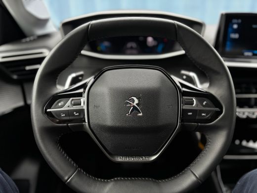 Peugeot 208 Allure Pack GRIJZE Allure Pack | Airco AUTO | Camera Achter | Cruise Control | Navi Fullscreen | ActivLease financial lease