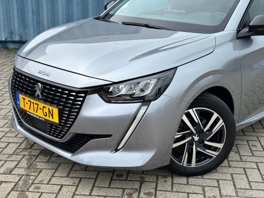 Peugeot 208 Allure Pack GRIJZE Allure Pack | Airco AUTO | Camera Achter | Cruise Control | Navi Fullscreen | ActivLease financial lease