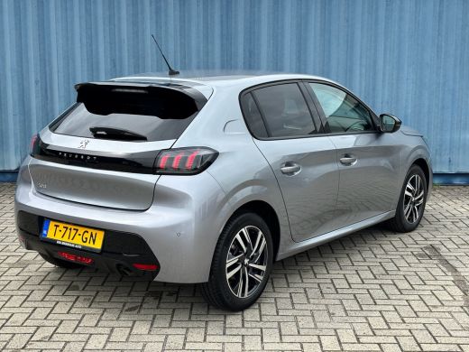 Peugeot 208 Allure Pack GRIJZE Allure Pack | Airco AUTO | Camera Achter | Cruise Control | Navi Fullscreen | ActivLease financial lease