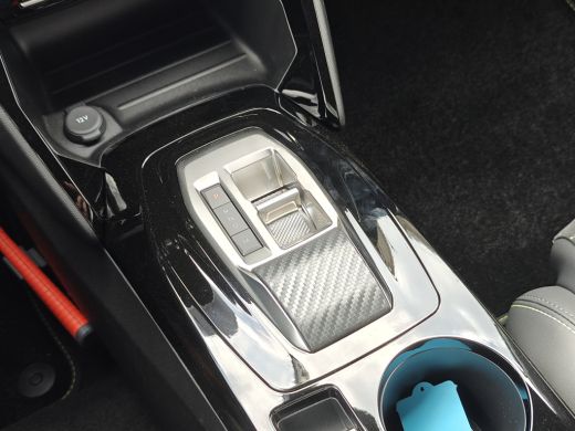 Peugeot 208 Hybrid 136 e-DCS6 GT | Achteruitrijcamera | Cruise control | Parkeersensor achter | Achteruitrijc... ActivLease financial lease