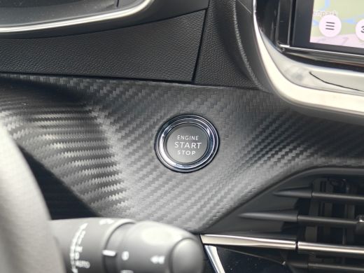Peugeot 208 Hybrid 136 e-DCS6 GT | Achteruitrijcamera | Cruise control | Parkeersensor achter | Achteruitrijc... ActivLease financial lease
