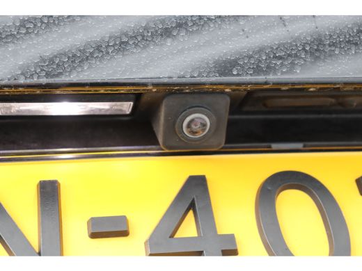 Peugeot 3008 1.6 HYBRID 225PK GT PACK BUSINESS / NAVI / CLIMA / AGR / PDC / 19" LMV / CAMERA / BLACK PACK / PA... ActivLease financial lease