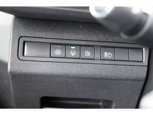 Peugeot 3008 1.6 HYBRID 225PK GT PACK BUSINESS / NAVI / CLIMA / AGR / PDC / 19" LMV / CAMERA / BLACK PACK / PA... ActivLease financial lease