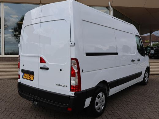 Renault Master T35 2.3 dCi 150 PK L2H2 WORK EDITION + TREKHAAK | CAMERA | NAVIGATIE | DAB | CRUISE | DODE HOEK ActivLease financial lease