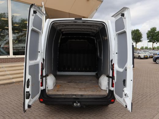 Renault Master T35 2.3 dCi 150 PK L2H2 WORK EDITION + TREKHAAK | CAMERA | NAVIGATIE | DAB | CRUISE | DODE HOEK ActivLease financial lease