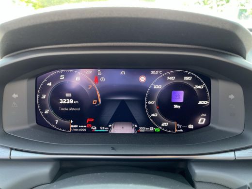 CUPRA Terramar 1.5 TSI e-Hybrid Business | PHEV | 204Pk | Trekhaak | DCC | Matrix Led | ActivLease financial lease