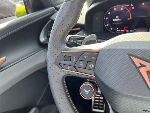 CUPRA Terramar 1.5 TSI e-Hybrid Business | PHEV | 204Pk | Trekhaak | DCC | Matrix Led | ActivLease financial lease