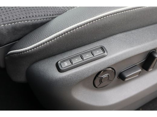 Skoda Kodiaq Sportline Business | Achteruitrijcamera | Crew Protect Assist | Cruise control met speedlimiter ActivLease financial lease
