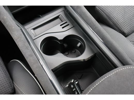 Skoda Kodiaq Sportline Business | Achteruitrijcamera | Crew Protect Assist | Cruise control met speedlimiter ActivLease financial lease