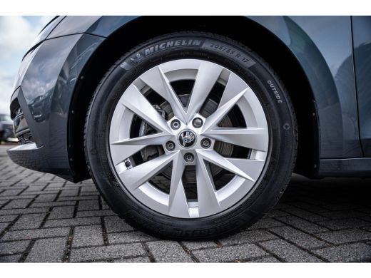 Skoda Octavia Combi 1.5 e-TSI Business Edition | Cruise control adaptief | Keyless entry | LED koplampen ActivLease financial lease