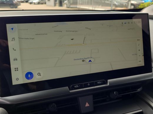 Toyota C-HR 1.8 Hybrid 140 First Edition | Apple CarPlay | Elektr. klep | Stuur /stoel / ruit verwarming | Ri... ActivLease financial lease