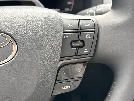Toyota C-HR 2.0 Plug-in Hybrid 220 Premium **NIEUWE AUTO** ActivLease financial lease