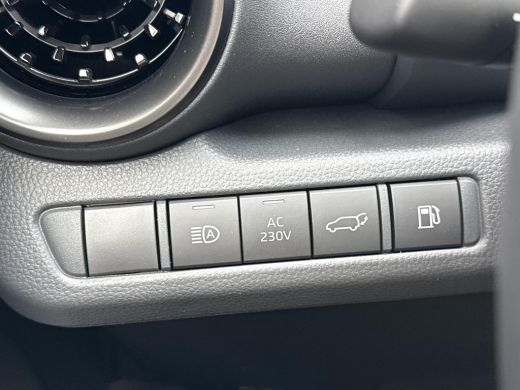 Toyota C-HR 2.0 Plug-in Hybrid 220 Premium **NIEUWE AUTO** ActivLease financial lease