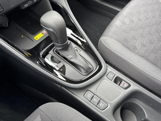 Toyota Yaris 1.5 Hybrid 115 Dynamic **NIEUWE AUTO/ DIRECT LEVERBAAR** ActivLease financial lease