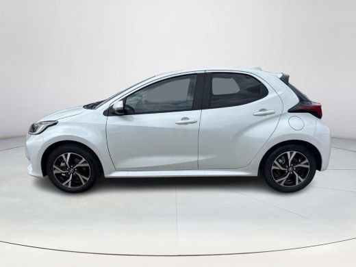 Toyota Yaris 1.5 Hybrid 115 First Edition **NIEUWE AUTO/ DIRECT LEVERBAAR** ActivLease financial lease